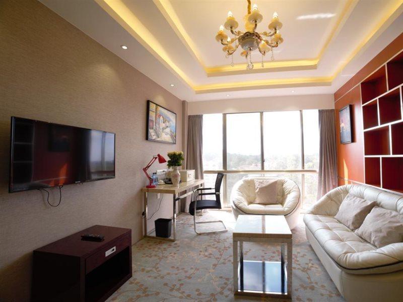 Sentrim 680 Hotel Nairobi Bagian luar foto
