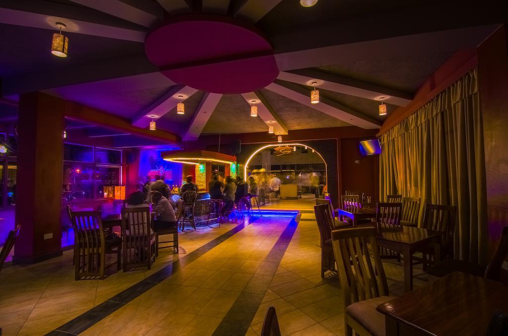 Sentrim 680 Hotel Nairobi Bagian luar foto