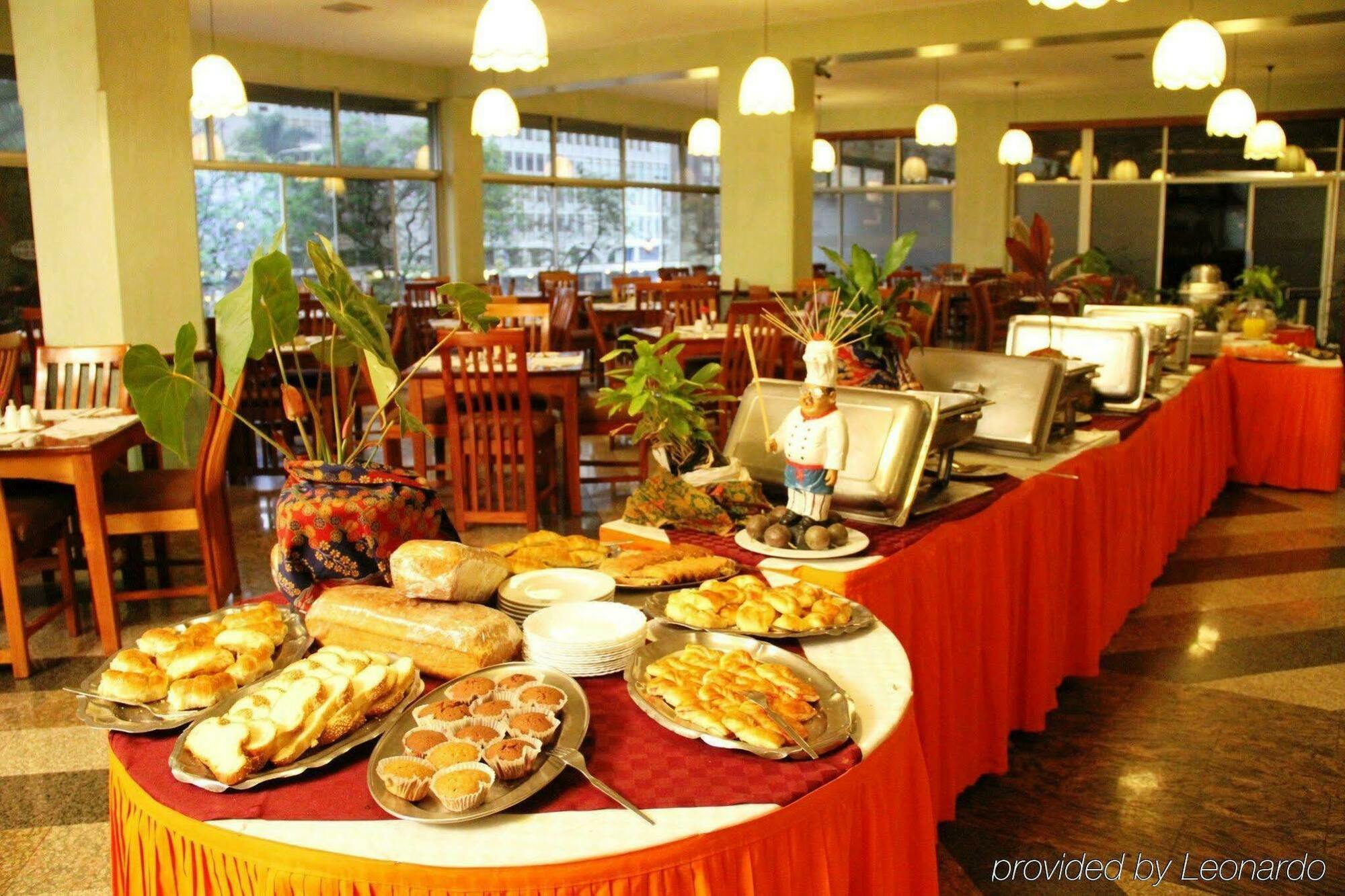 Sentrim 680 Hotel Nairobi Restoran foto