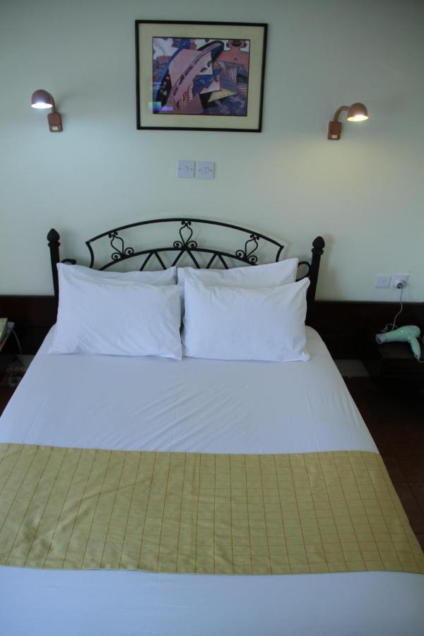 Sentrim 680 Hotel Nairobi Bagian luar foto