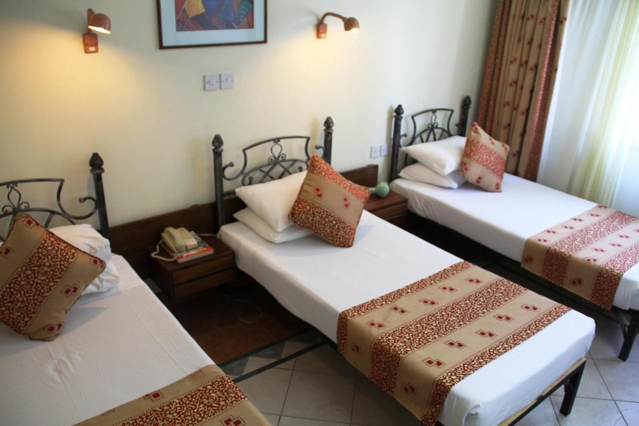 Sentrim 680 Hotel Nairobi Bagian luar foto